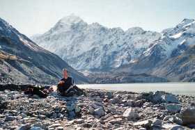 Lunch in the shadow of giants