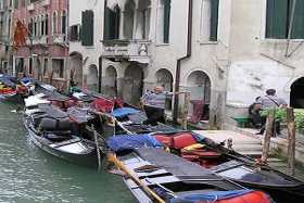 Gondoliers